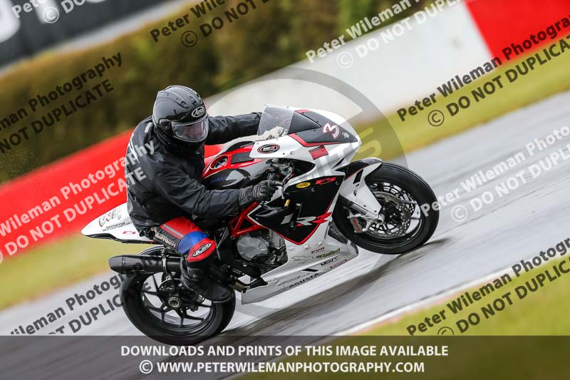 PJM Photography;donington no limits trackday;donington park photographs;donington trackday photographs;no limits trackdays;peter wileman photography;trackday digital images;trackday photos